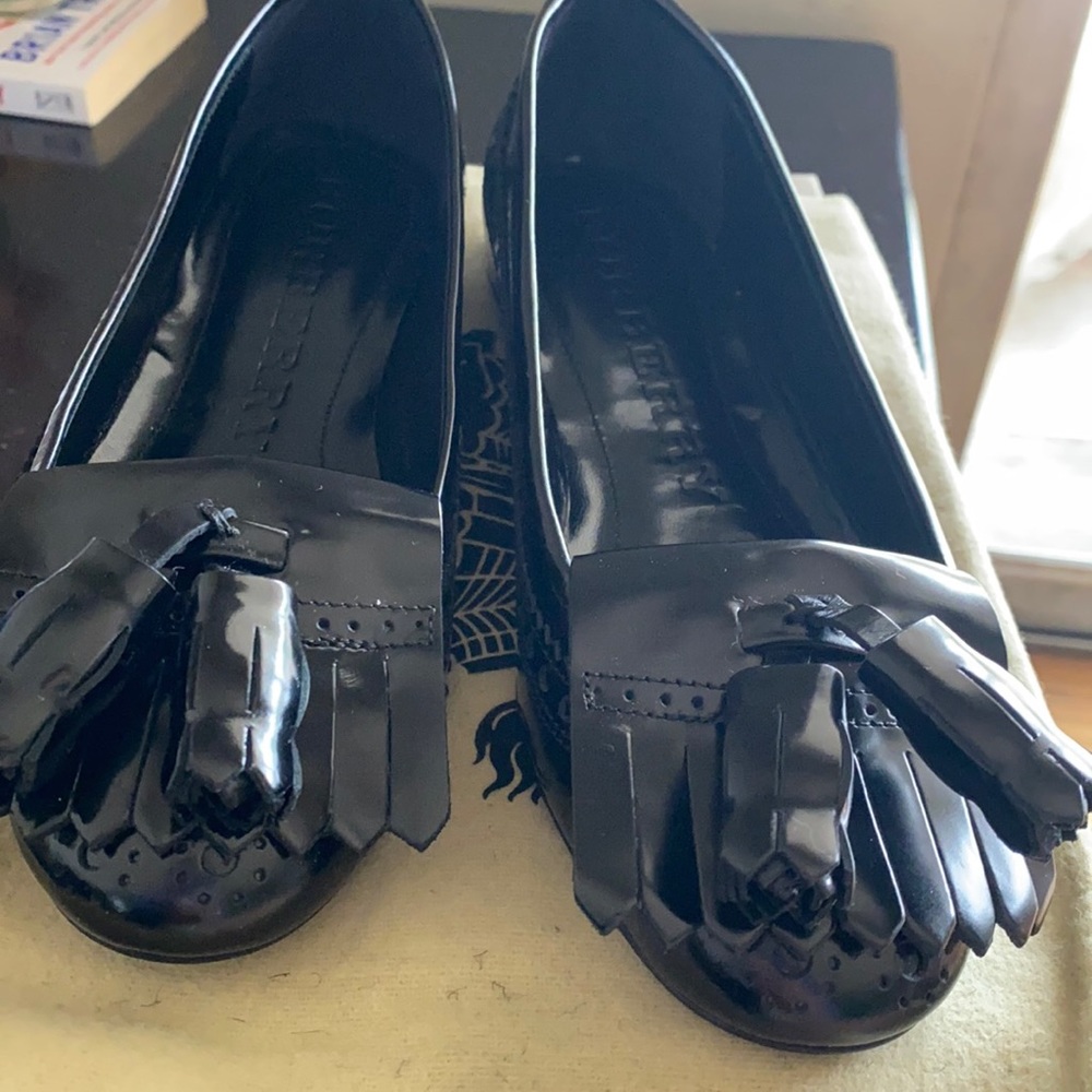 Burberry black ballet flats